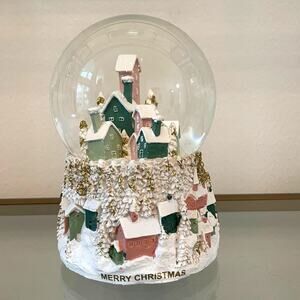 Cupcakes & Cashmere Christmas Musical Waterglobe 7x5  Festive Holiday Decor NEW